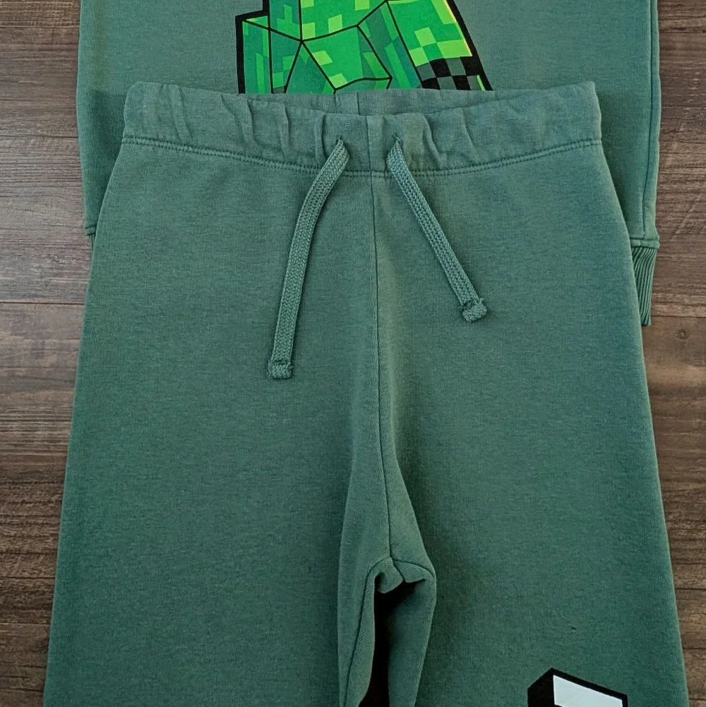 H&M Minecraft 2-Piece Set